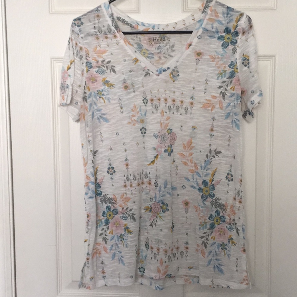 Floral print tee